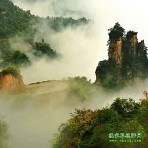 【喜樂拼團(tuán)線路】張家界、寶峰湖、天門山、天子山、猛洞河漂流三晚四日游